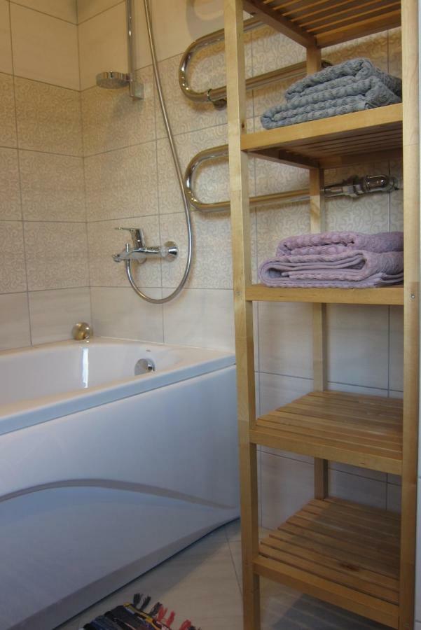 Apartment Anna Saldus Extérieur photo